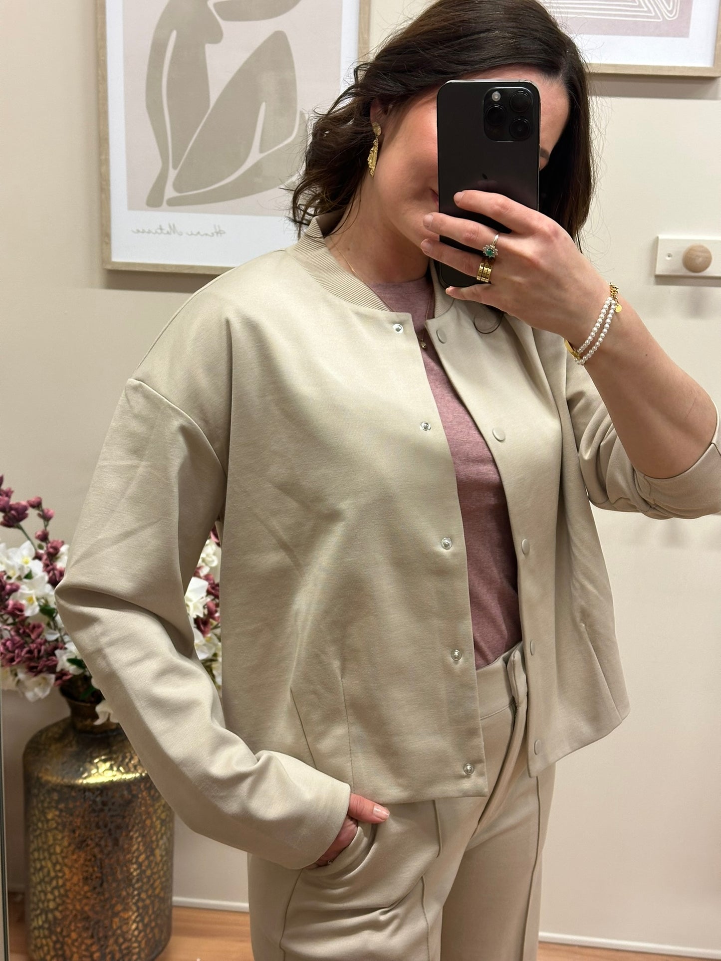 Bomber Kate