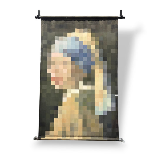 Toile Jeune fille à la perle pixellisée 83 x 110 cm
